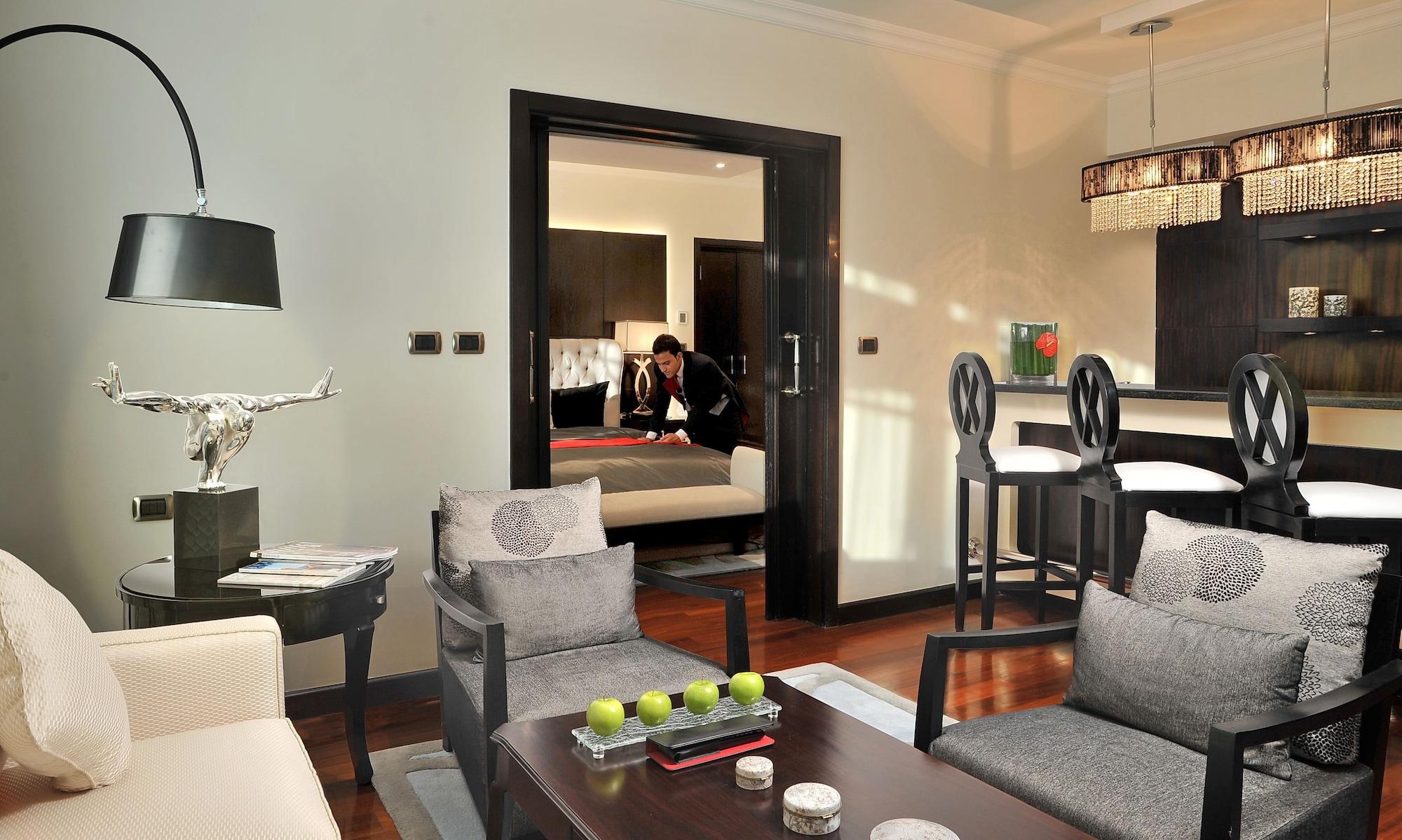 Sun City Hotel - The Gabriel Cairo Ngoại thất bức ảnh A suite at the hotel